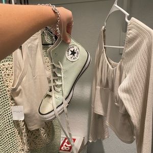 Sage green converse !
